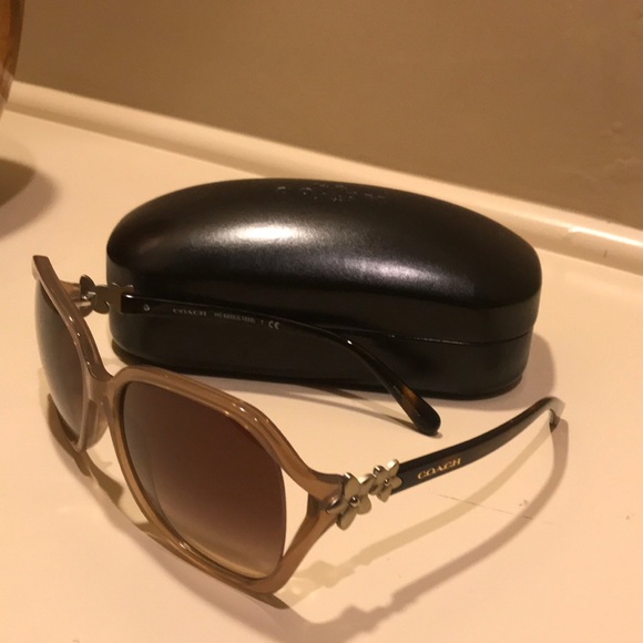 Coach Sunglasses - Picture 2 of 3